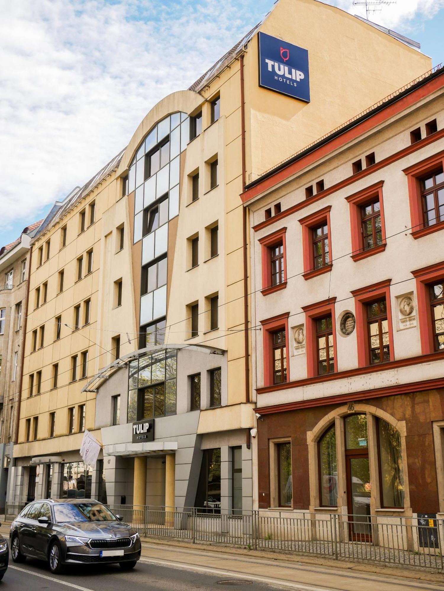 Hotel Duet Budget Centrum Wrocław Buitenkant foto